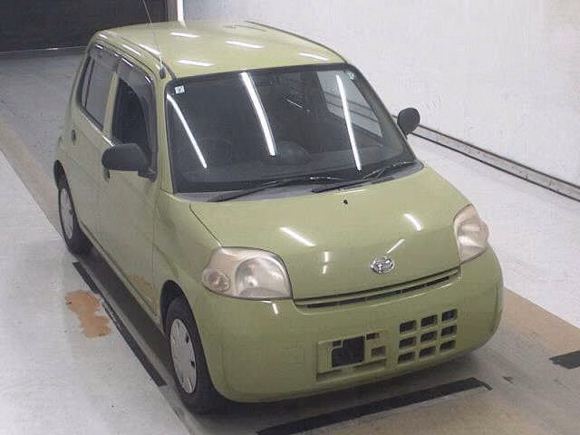 DAIHATSU ESSE