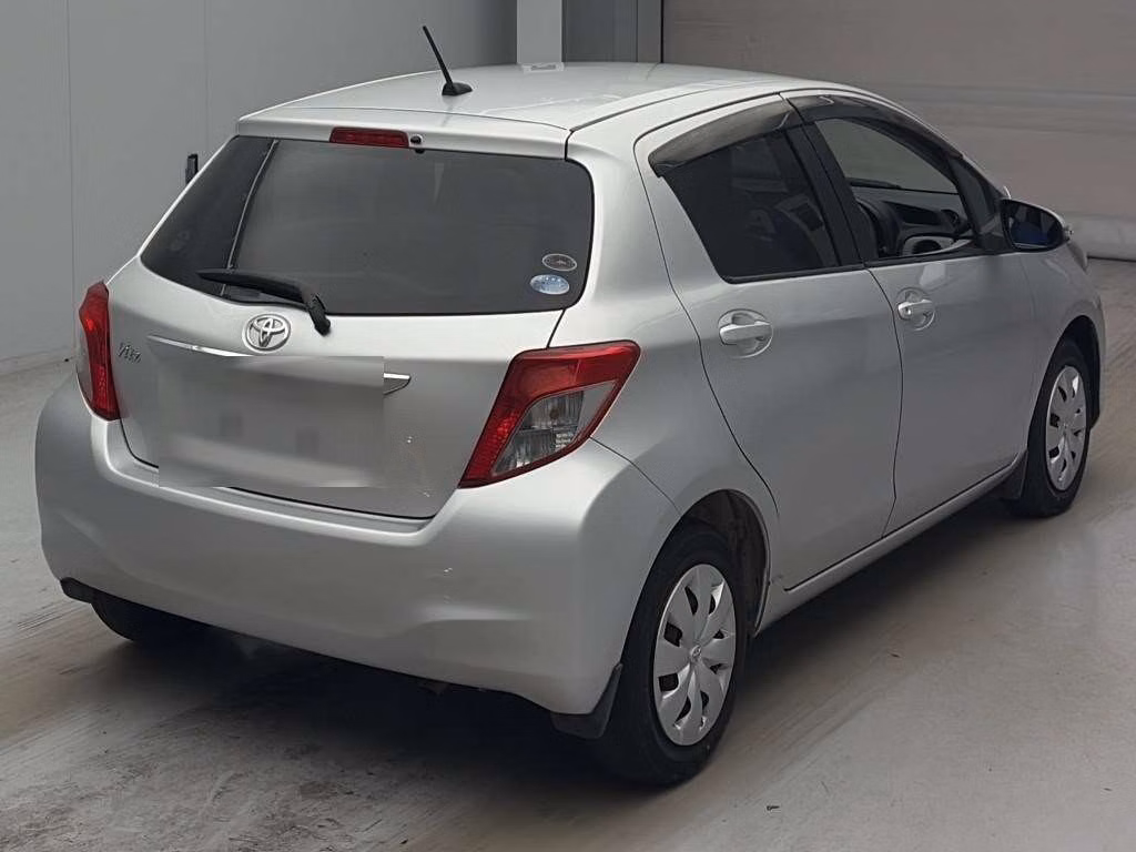 TOYOTA VITZ