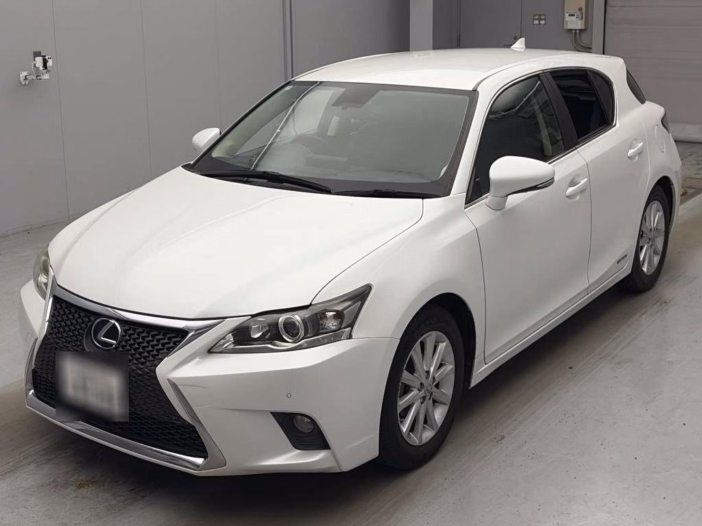 Lexus CT200h