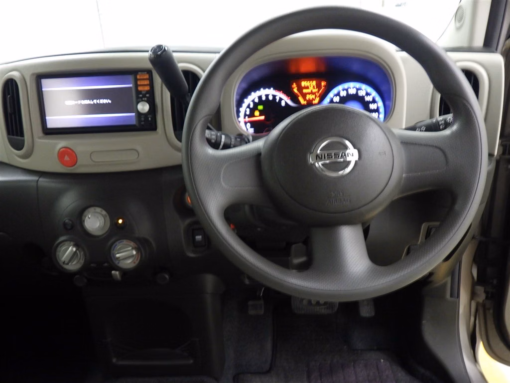 NISSAN CUBE