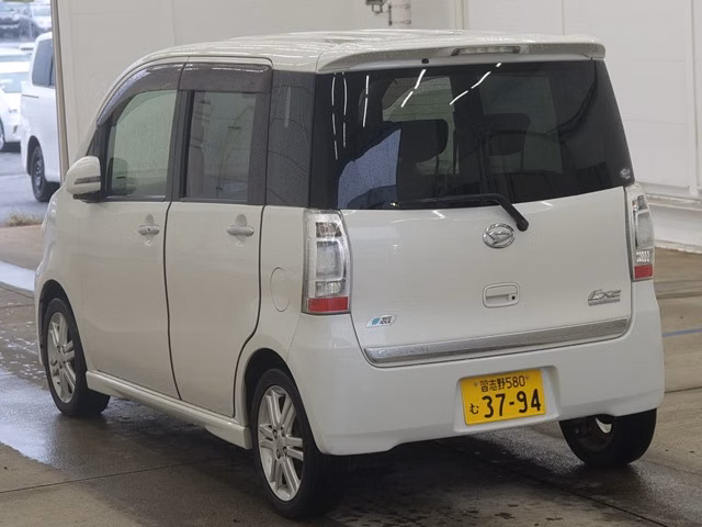 DAIHATSU TANTO EXE