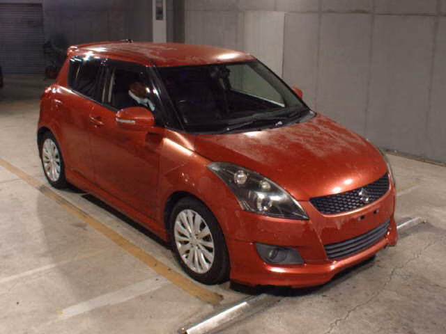 SUZUKI SWIFT