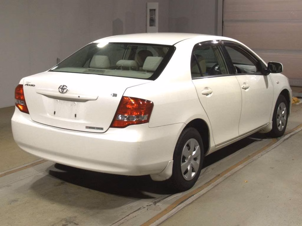 TOYOTA COROLLA AXIO