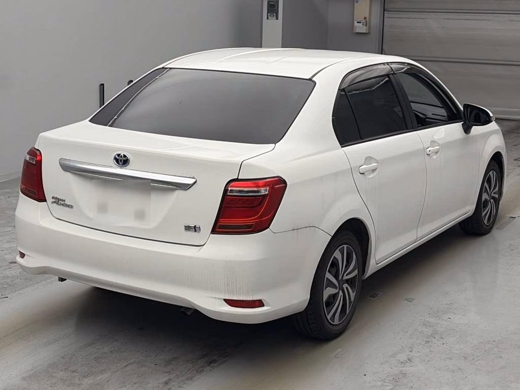 TOYOTA COROLLA AXIO