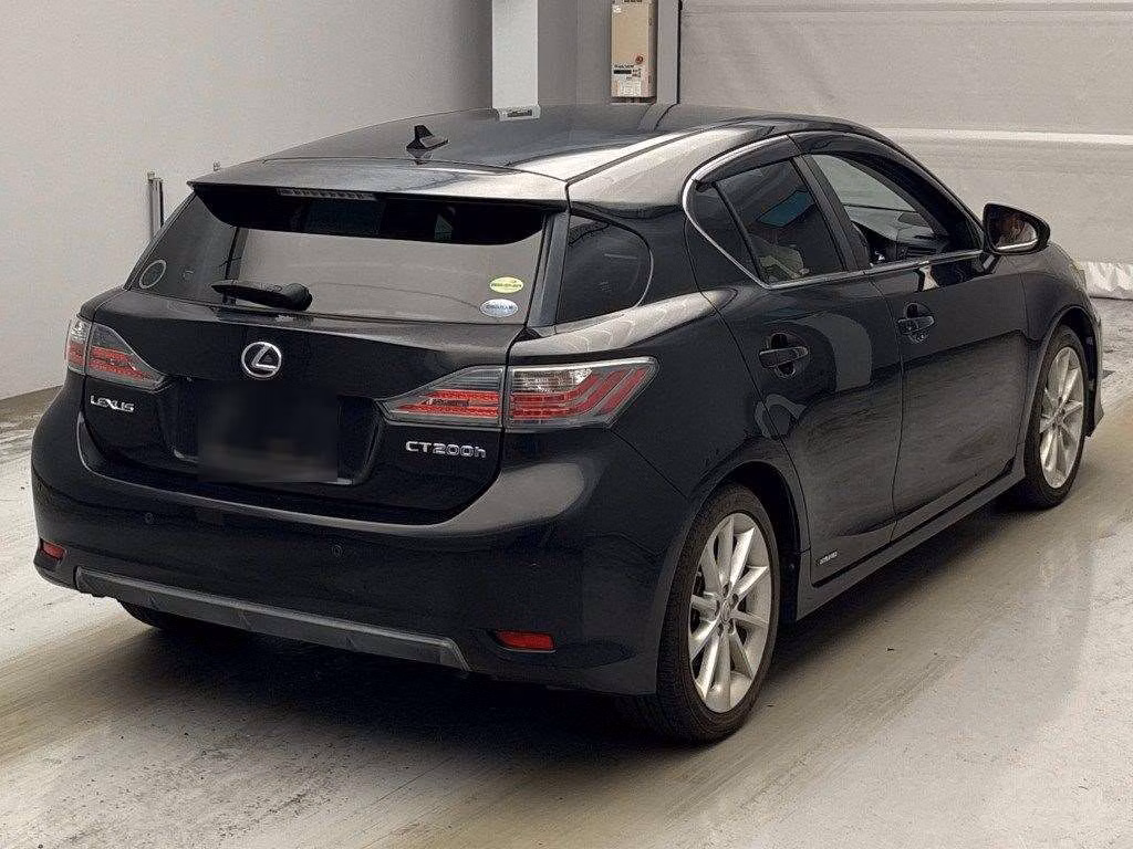 LEXUS CT200H