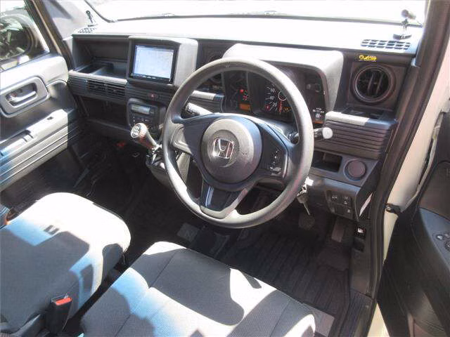HONDA N-VAN