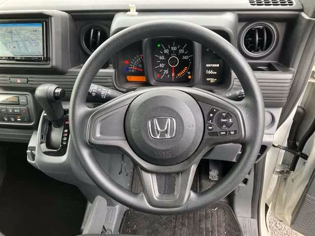 HONDA N-VAN
