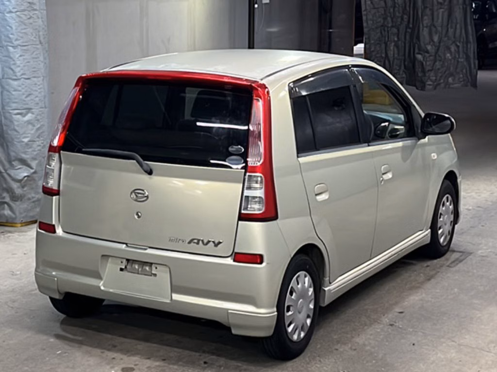DAIHATSU MIRA AVY