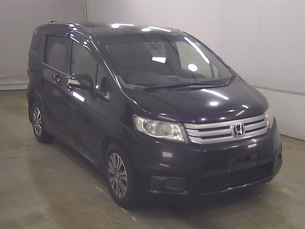 HONDA FREED SPIKE