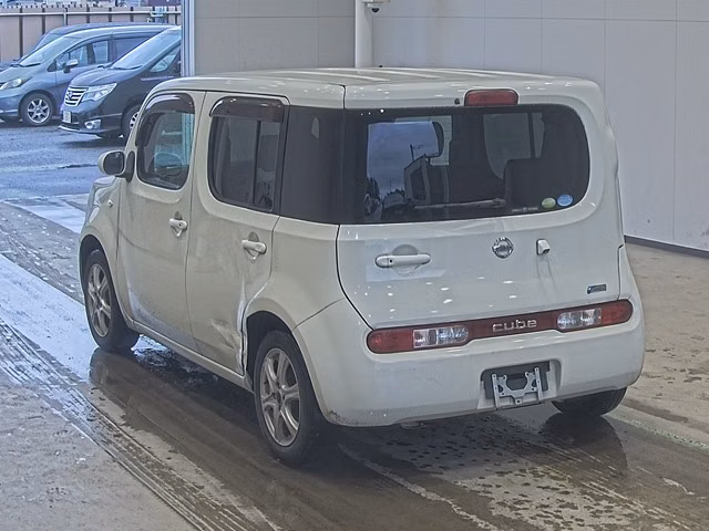 NISSAN CUBE