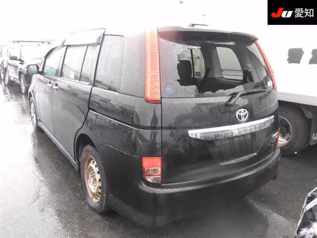 TOYOTA ISIS