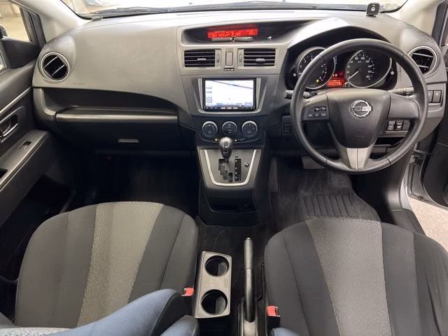 NISSAN LAFESTA