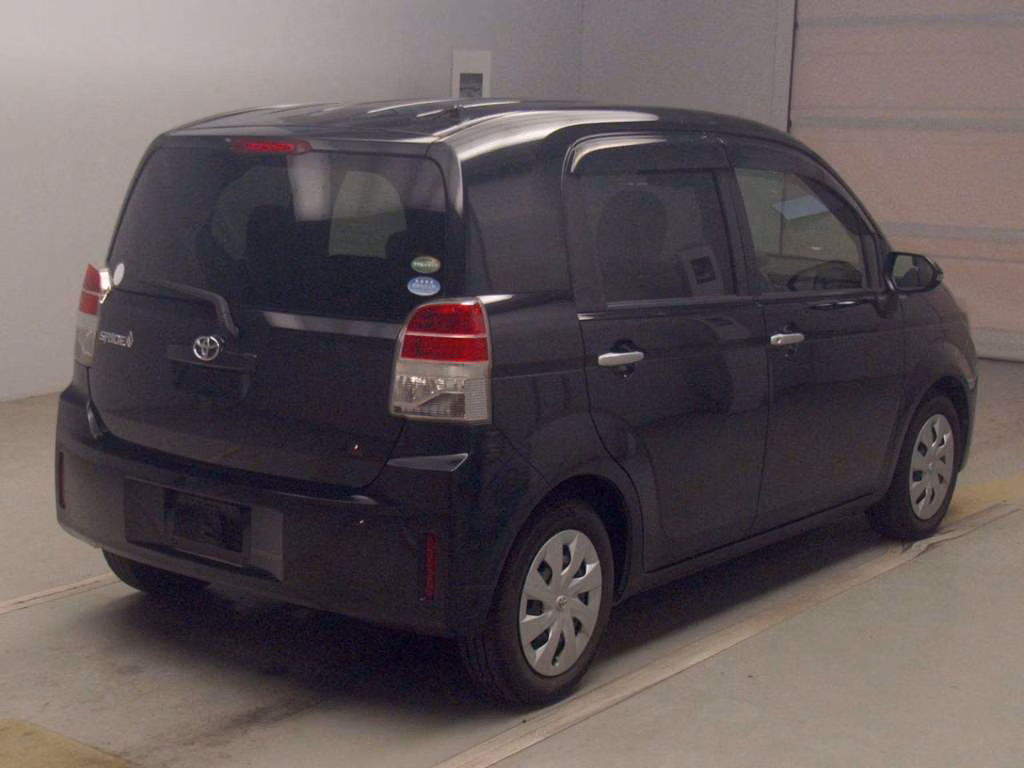 TOYOTA SPADE