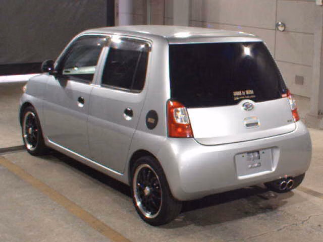 DAIHATSU ESSE