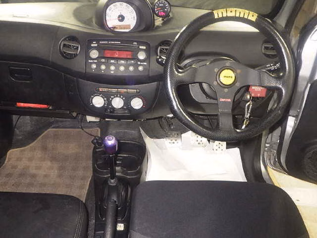 DAIHATSU ESSE