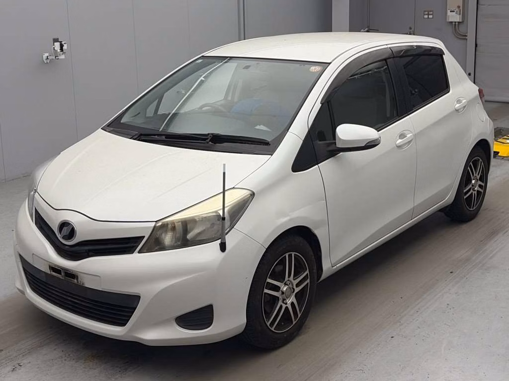 TOYOTA VITZ