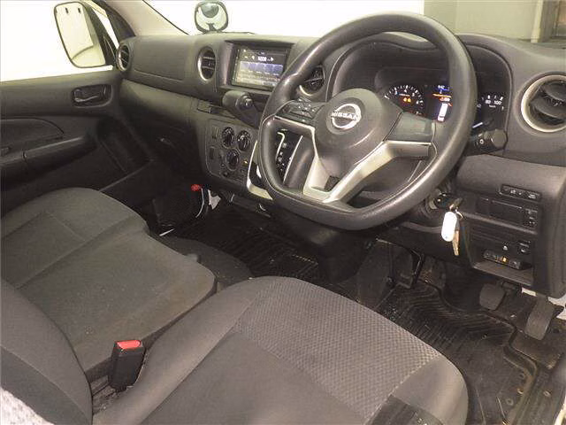 NISSAN CARAVAN