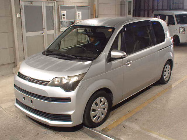 TOYOTA SPADE