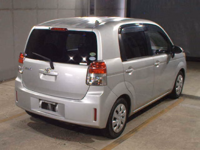 TOYOTA SPADE