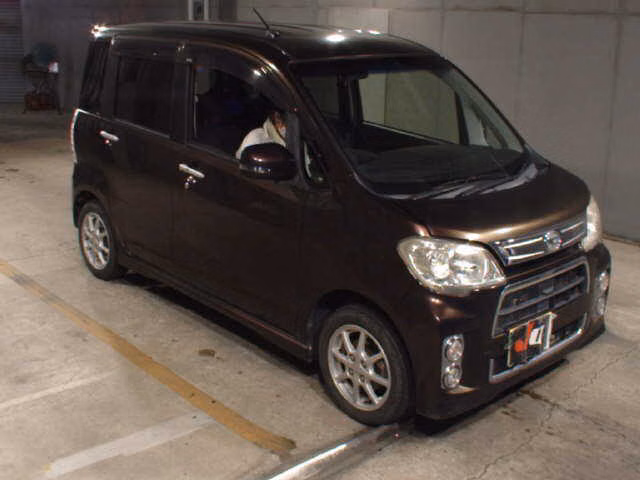 DAIHATSU TANTO EXE