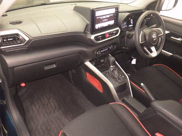 DAIHATSU ROCKY