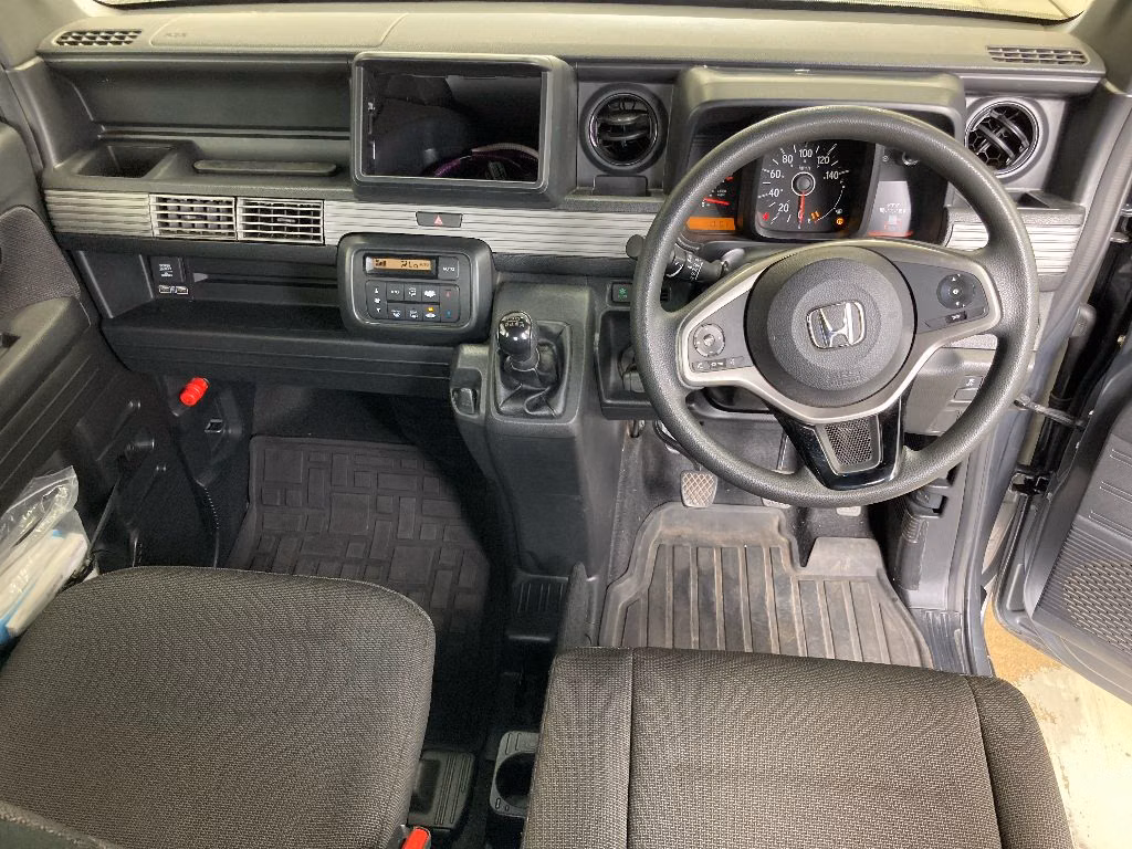 HONDA N-VAN