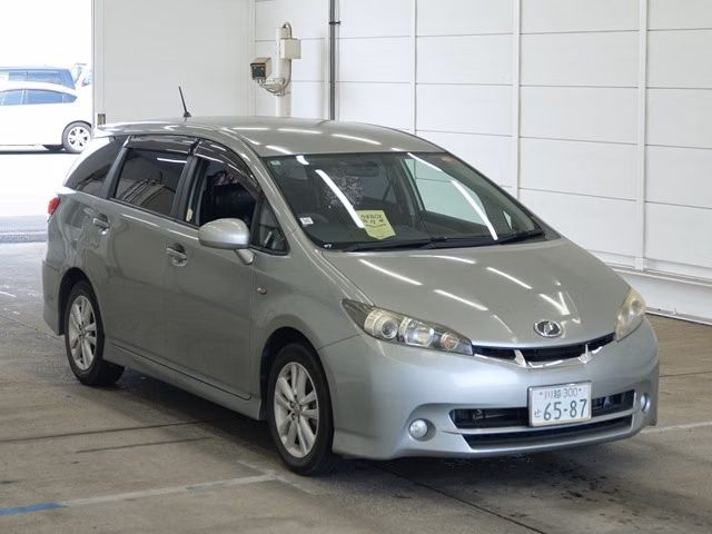 TOYOTA WISH