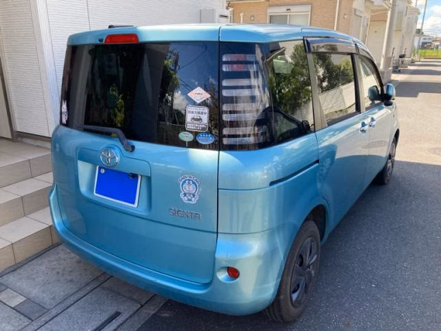 TOYOTA SIENTA