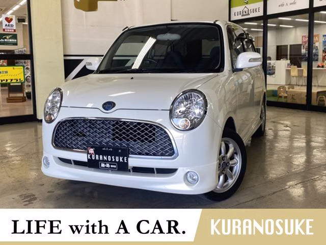 Daihatsu Mira Gino