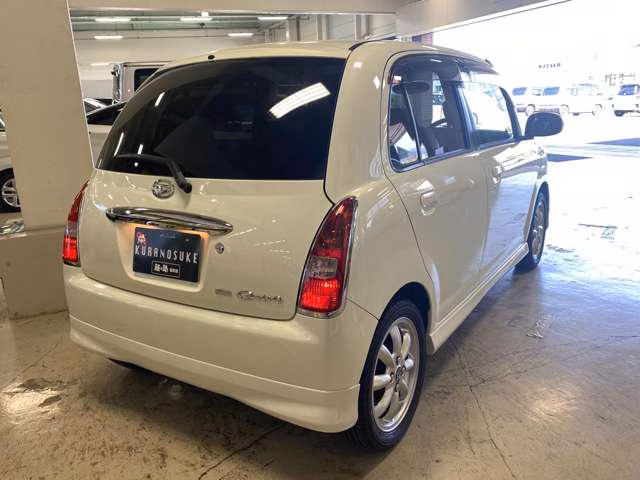 Daihatsu Mira Gino