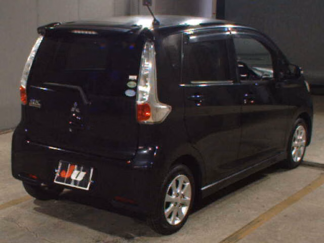 MITSUBISHI EK CUSTOM