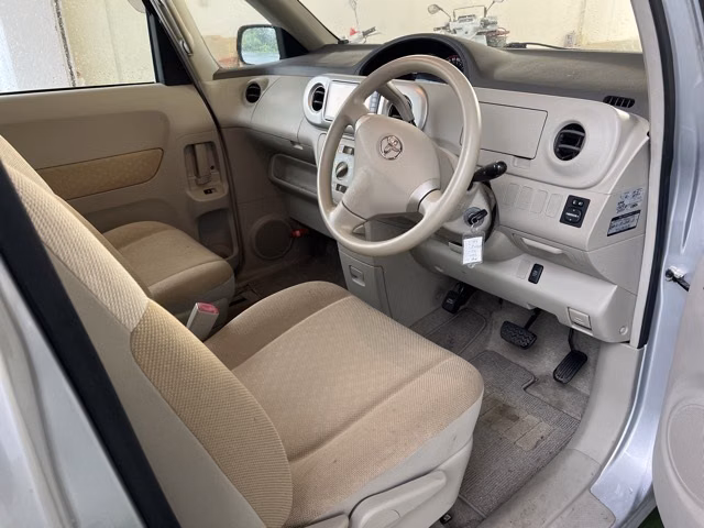 TOYOTA PORTE
