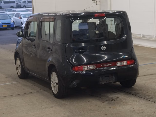 NISSAN CUBE