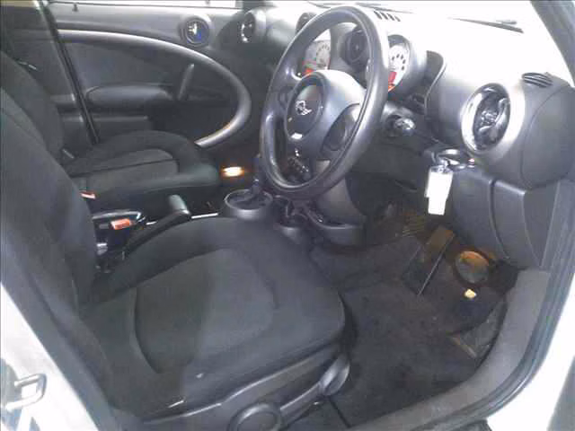 MINI CROSSOVER