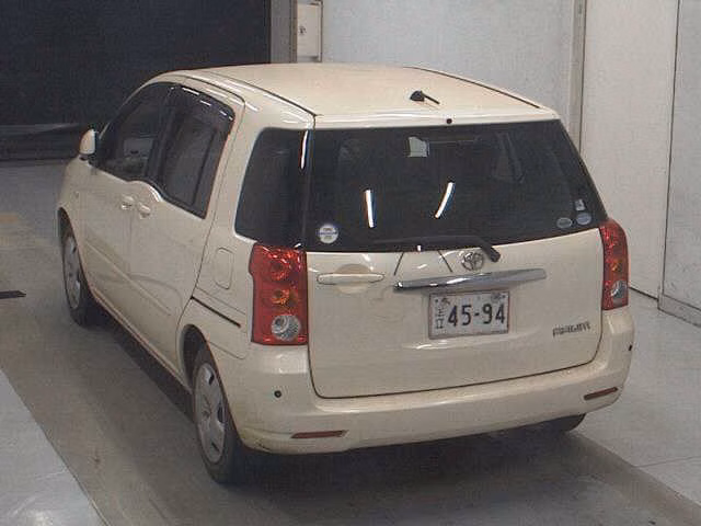 TOYOTA RAUM