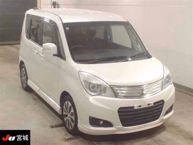 Mitsubishi Delica D:2
