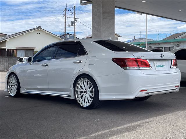 Toyota Crown Majesta