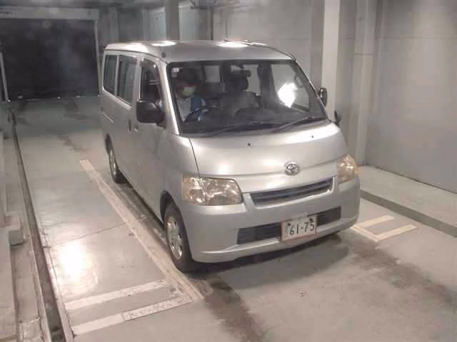 TOYOTA LITE ACE