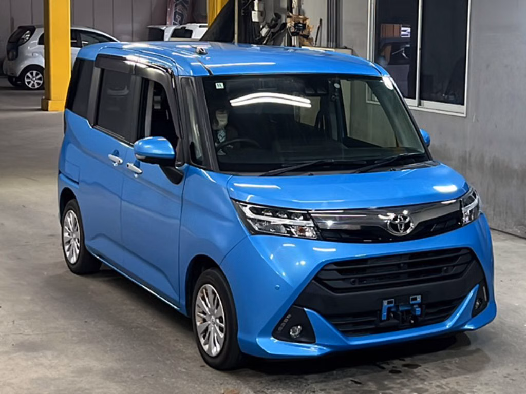TOYOTA TANK