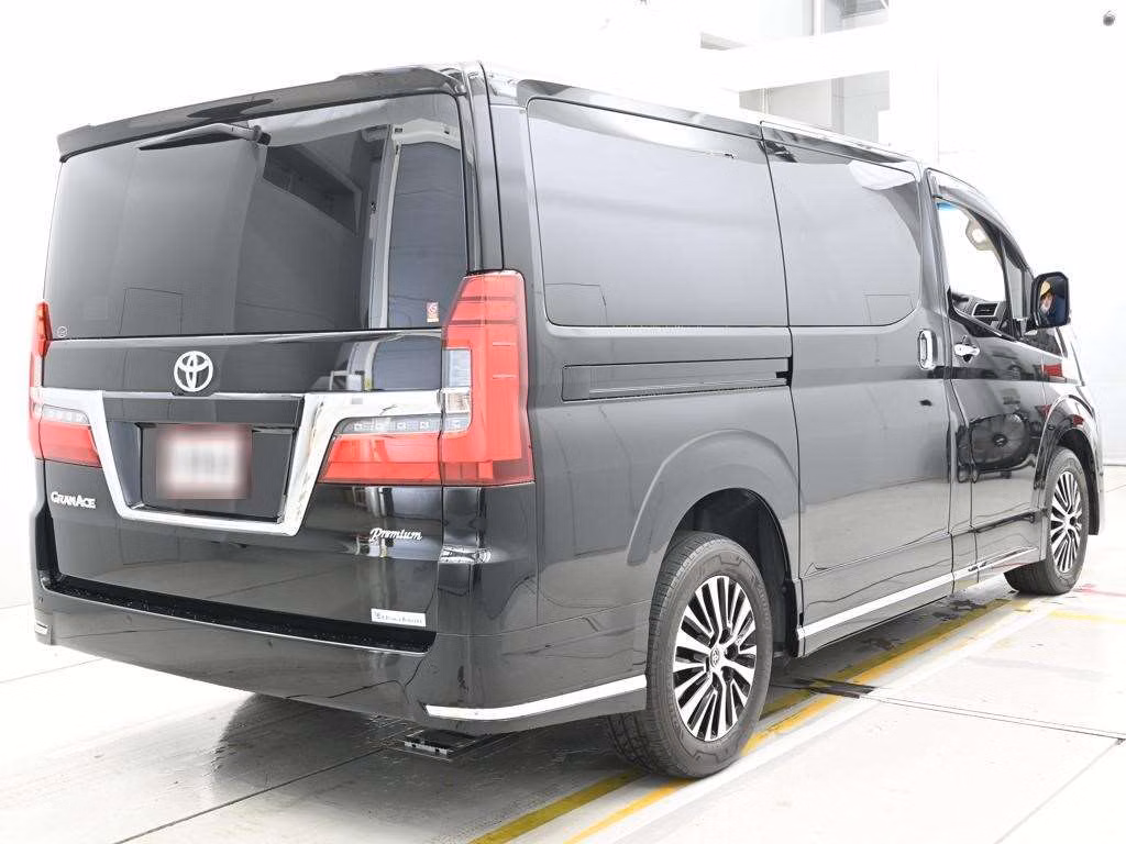 TOYOTA GRANACE