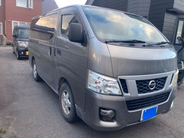 NISSAN NV350 CARAVAN