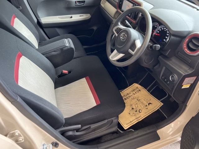 DAIHATSU BOON