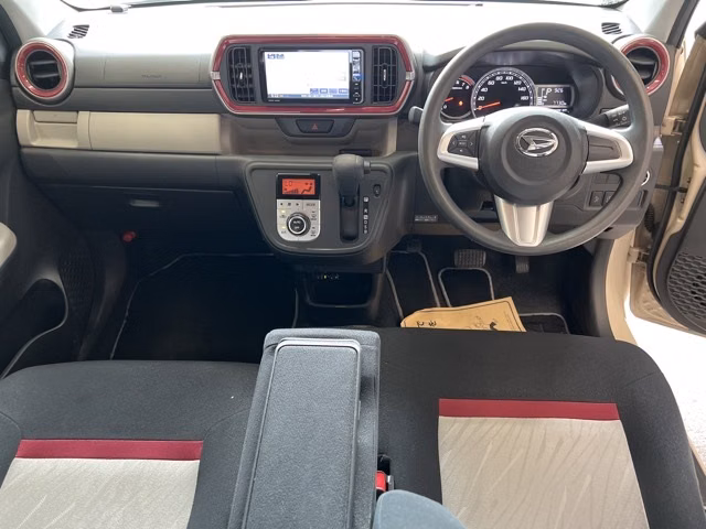 DAIHATSU BOON