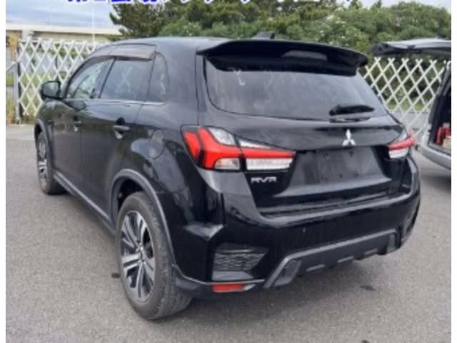 MITSUBISHI RVR