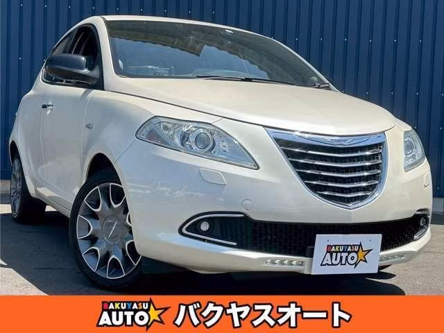 CHRYSLER YPSILON