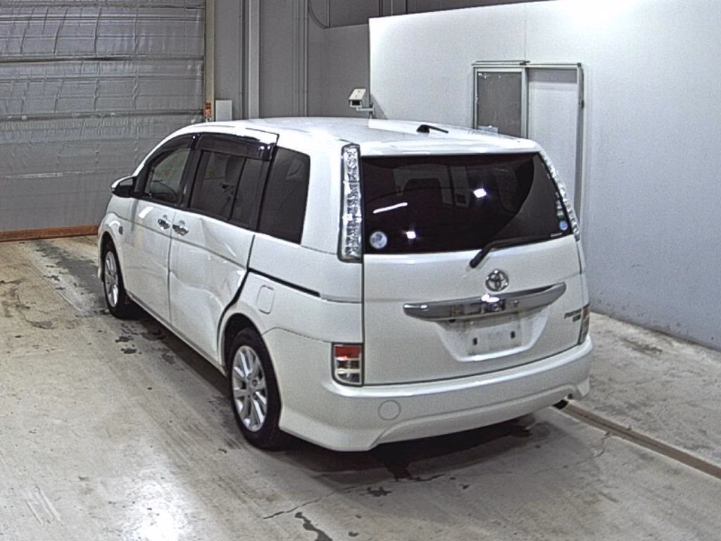 TOYOTA ISIS