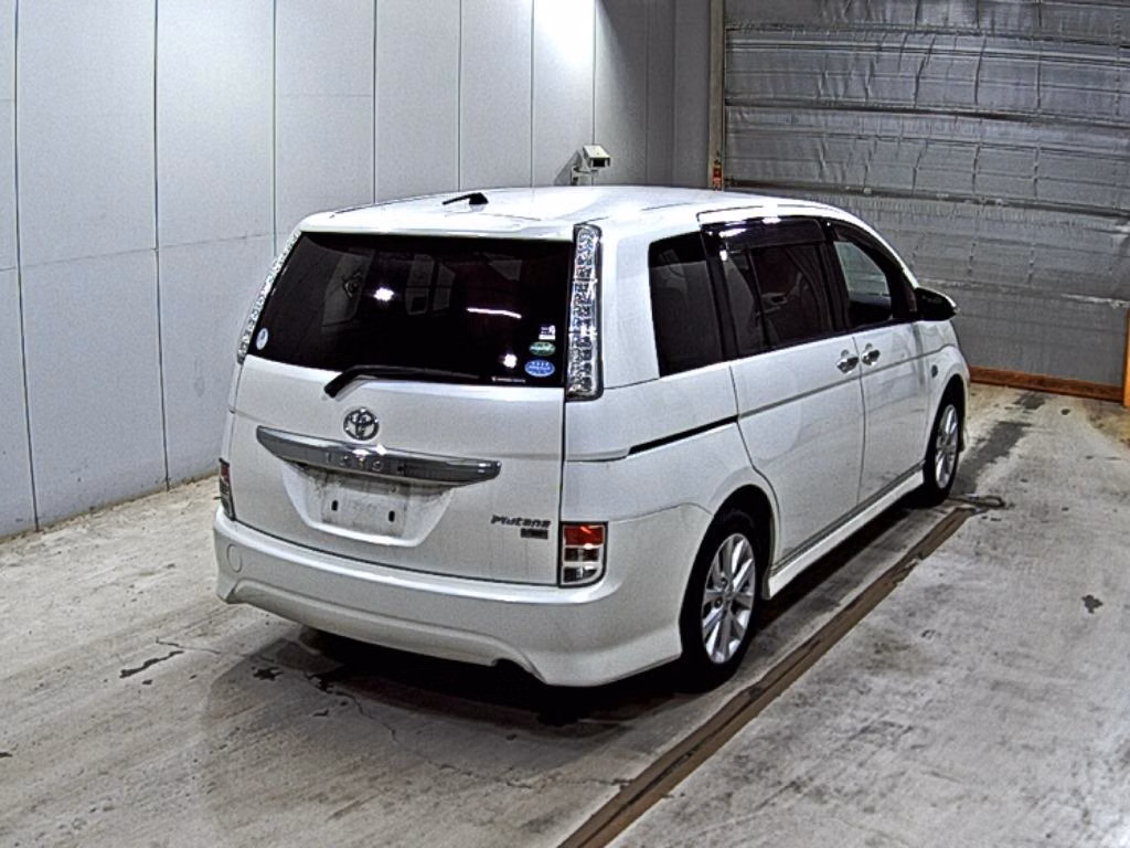 TOYOTA ISIS