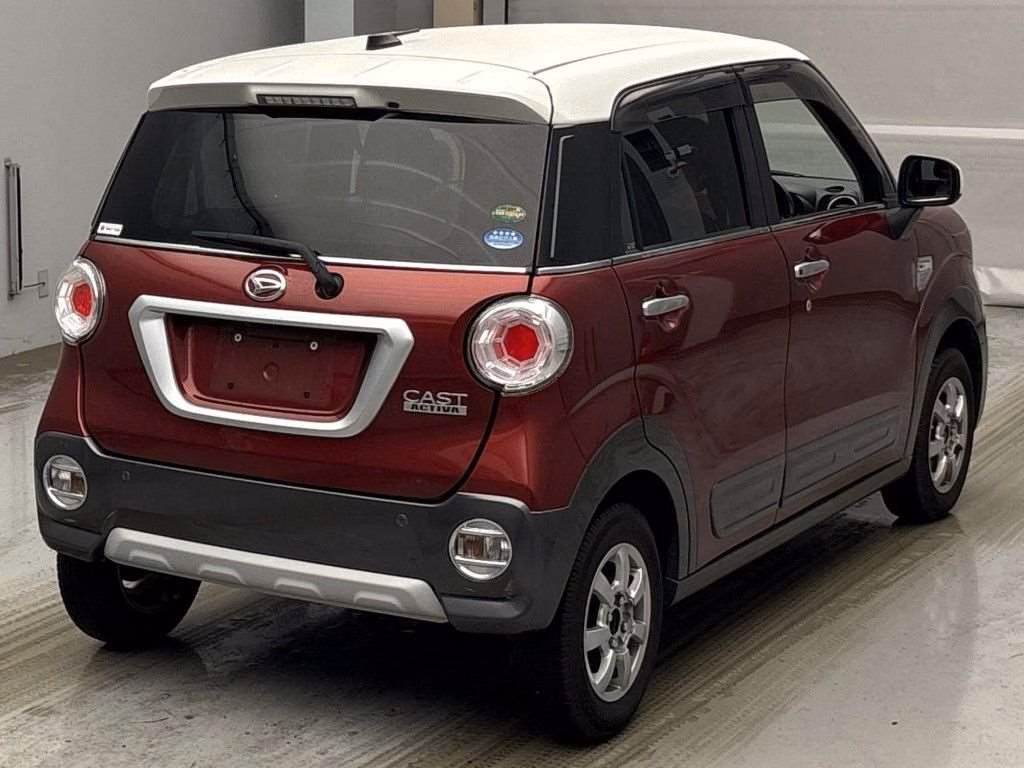 DAIHATSU CAST