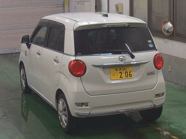 DAIHATSU CAST