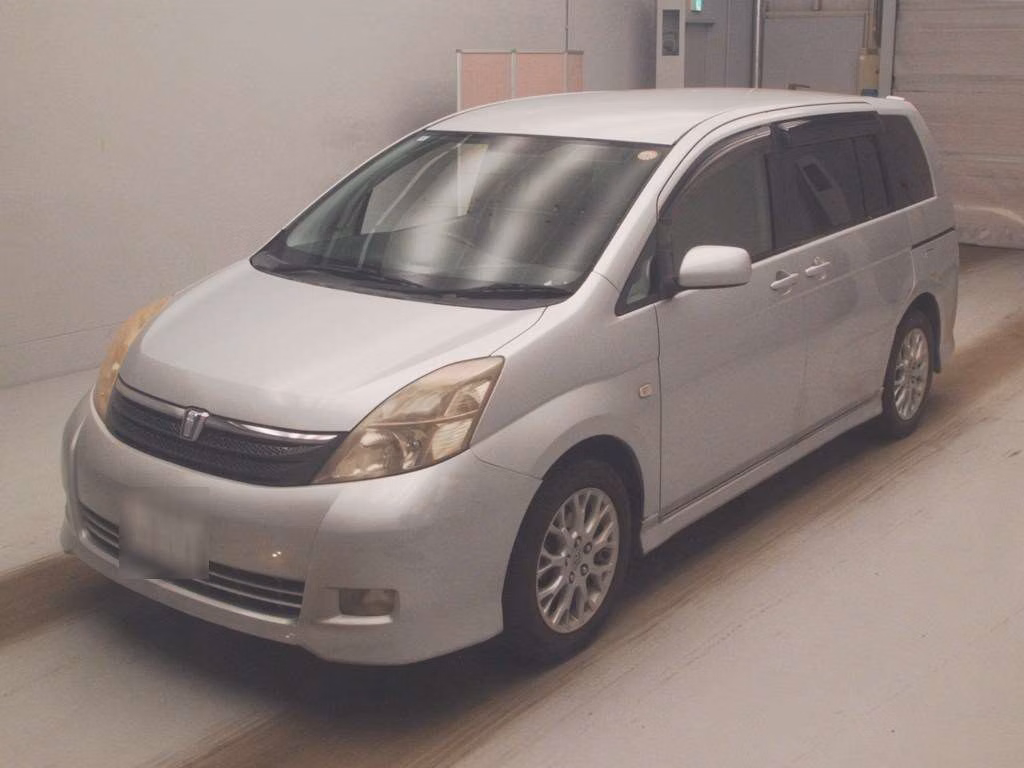 TOYOTA ISIS